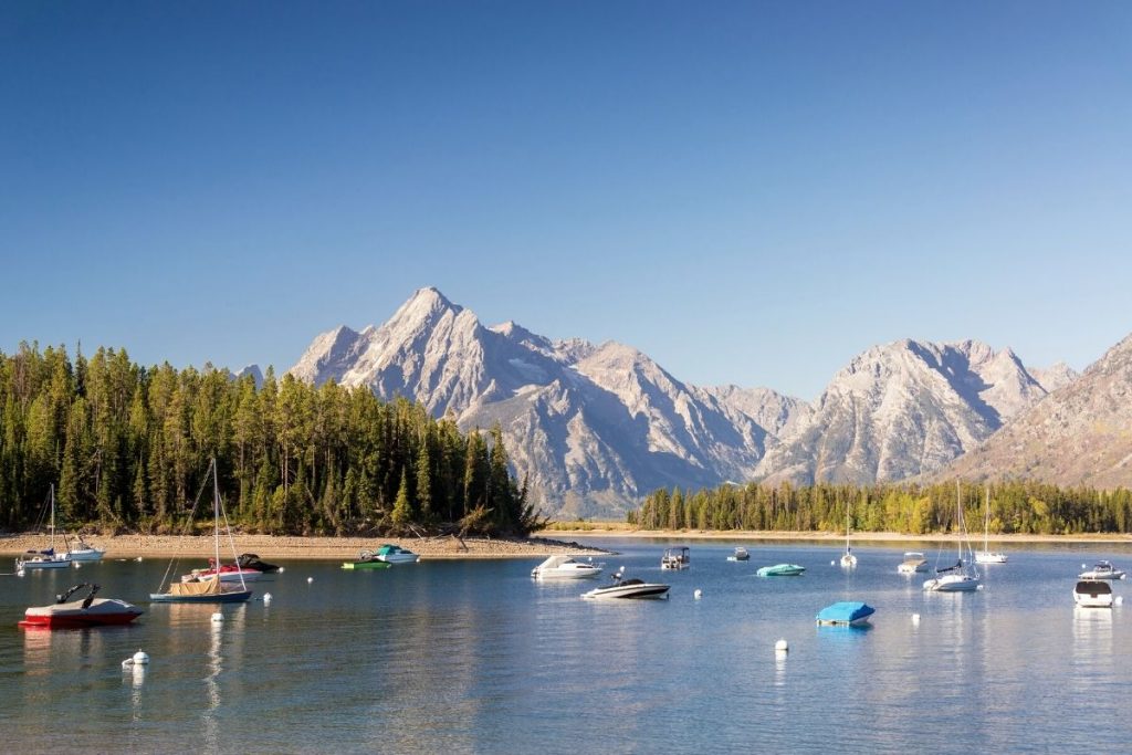 Boats on Jackson Lake along the Lakeshore Trail in Grand Teton