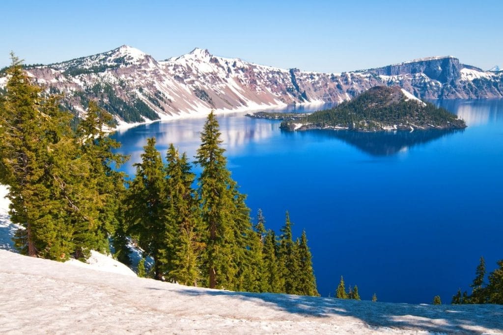 Snow in Crater Lake National Park in Winter