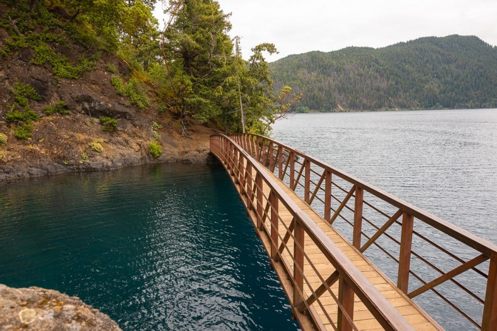 Bridge across Devils Punchbowl on Lake Crescent in Olympic National Park