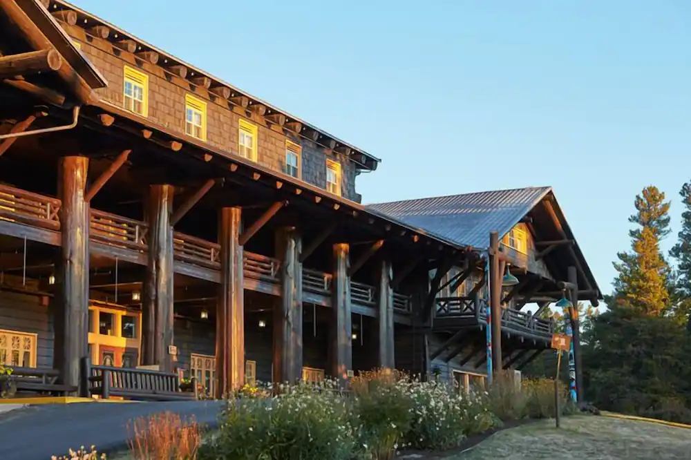 Exterior of Glacier Park Lodge near Glacier National Park