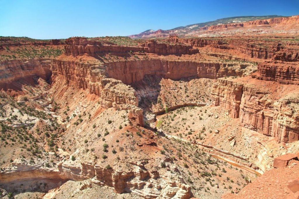 View overlooking a bend in a canyon at Goosenecks Overlook in Capitol Reef