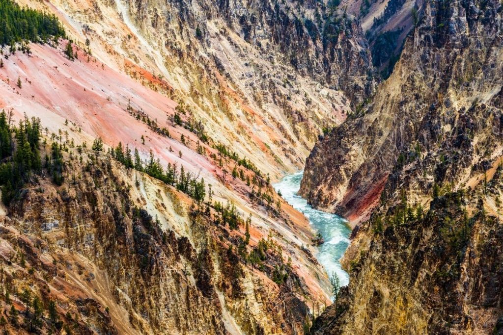 River winds through Grand Canyon of the Yellowstone