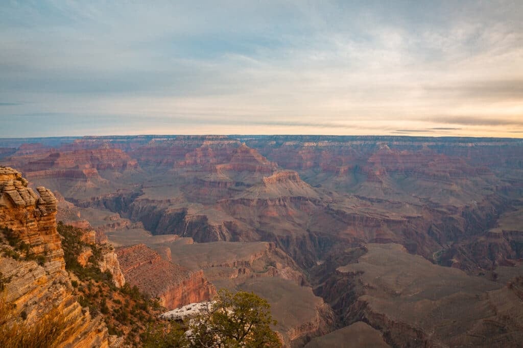 Mather Point in Grand Canyon National Park South Rim