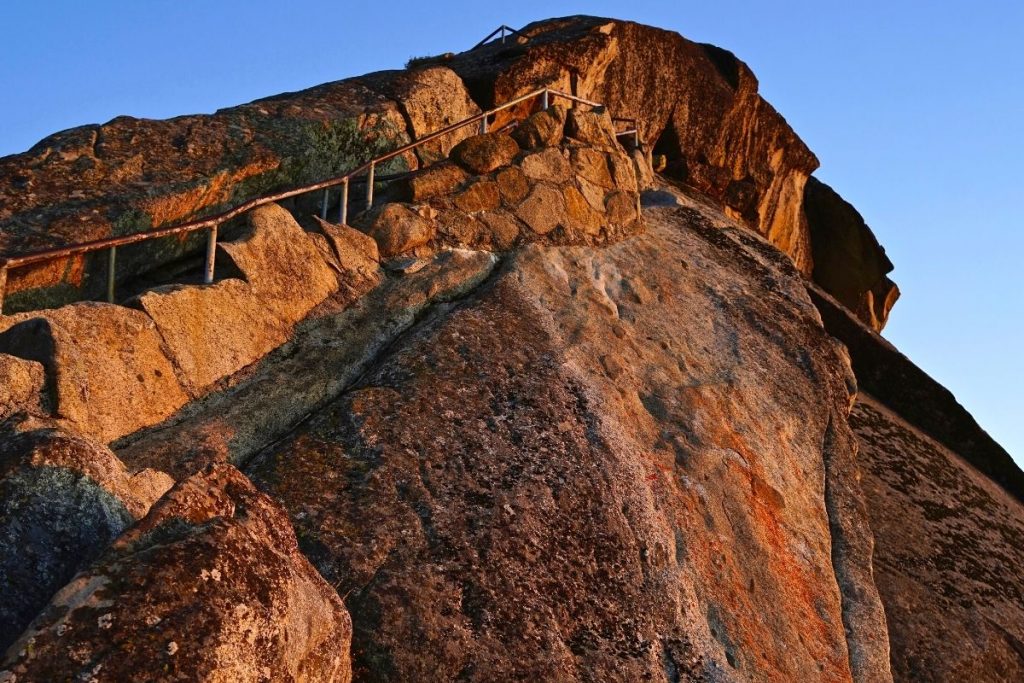 View of Moro Rock and guardrails in Sequoia National Park